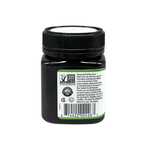 Wedderspoon Organic Raw Manuka Honey 400 MGO 250g jar with label showing product details and certification