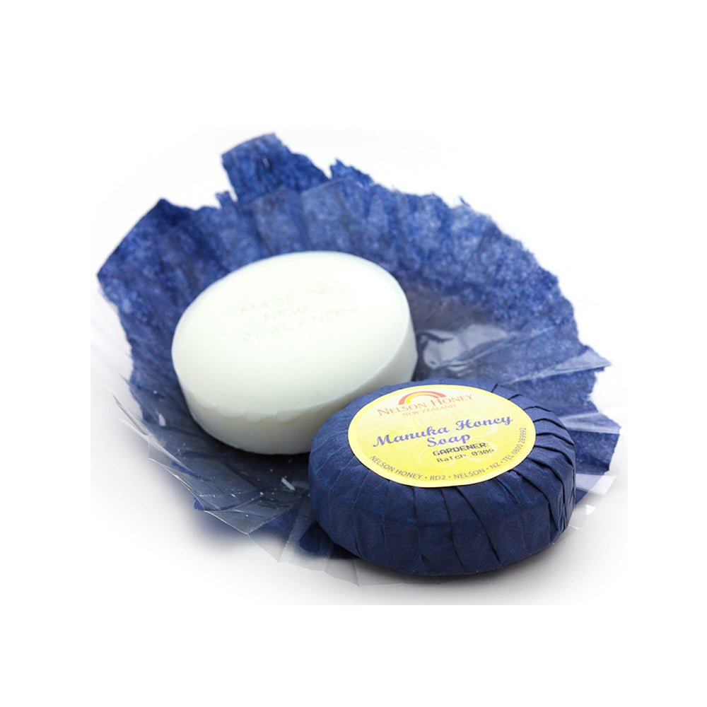 Nelsons Honey manuka honey gardeners soap round wrapped bar and unwrapped cream soap for hardworking hands
